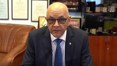 Raed Arafat, acuzat de contrabandă