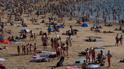 Sezonul estival se împarte în două