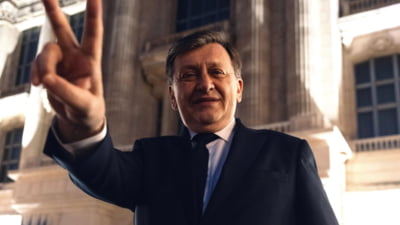 Antonescu: "Bolojan s-a smintit"