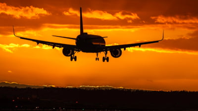 Avertisment pentru companiile aeriene: preț fix