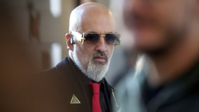 Avocat trimis în judecată pentru intrare cu forța