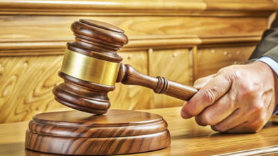 Avocată acuză client pentru recenzie negativă