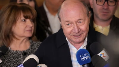 Băsescu: "Nimic tânăr, doar povești vechi"