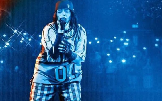 Billie Eilish, film-concert 3D la Târgoviște!