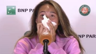 Campioana olimpică, plecând în lacrimi