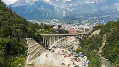 Cel mai extins tunel feroviar din lume se construiește
