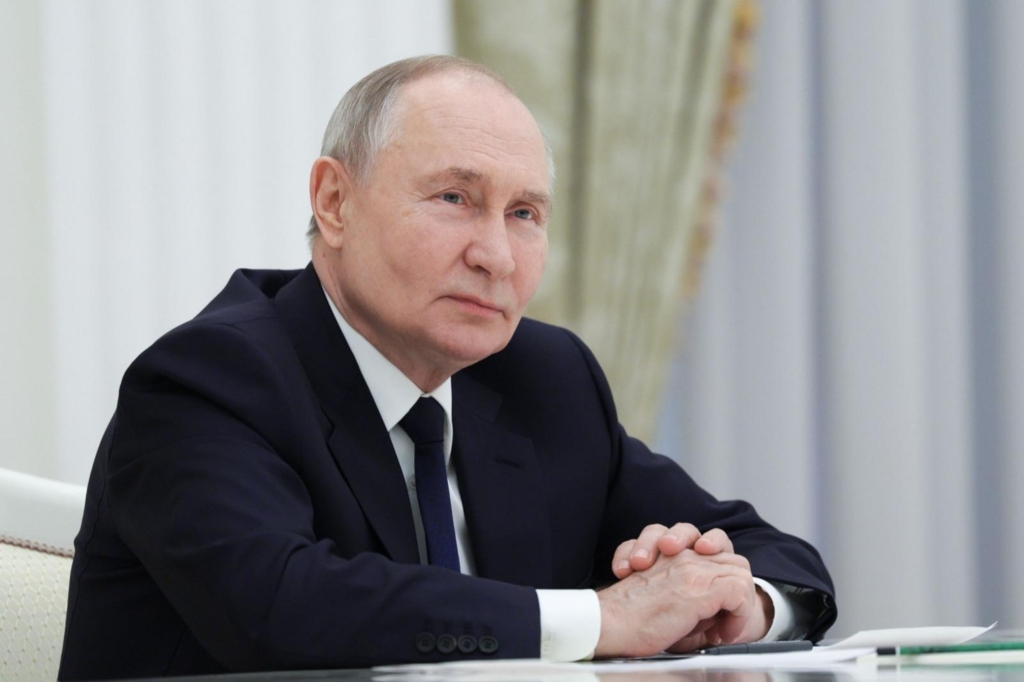 Cinci motive pentru care Putin vorbește de război