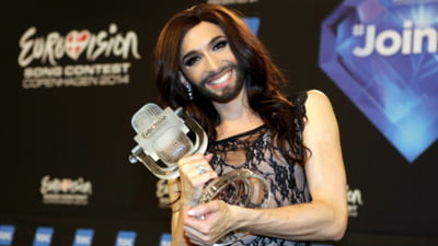 Conchita Wurst s-a schimbat complet! FOTO