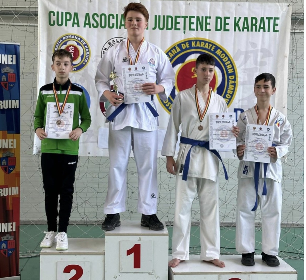 CS Târgoviște, cinci medalii la Cupa AJ Karate