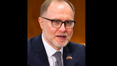 Demisia ministrului Apărării din Letonia