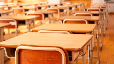 Elev de 15 ani a murit în școală