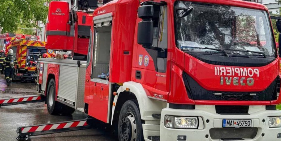 Explozie la o hală industrială în Târgoviște