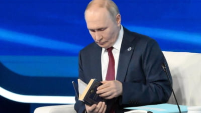 Greșelile lui Putin apropie Rusia de Asia