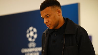 Mbappe își anunță decizia după fluierături
