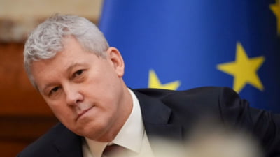 Orban acuză trădarea lui Predoiu