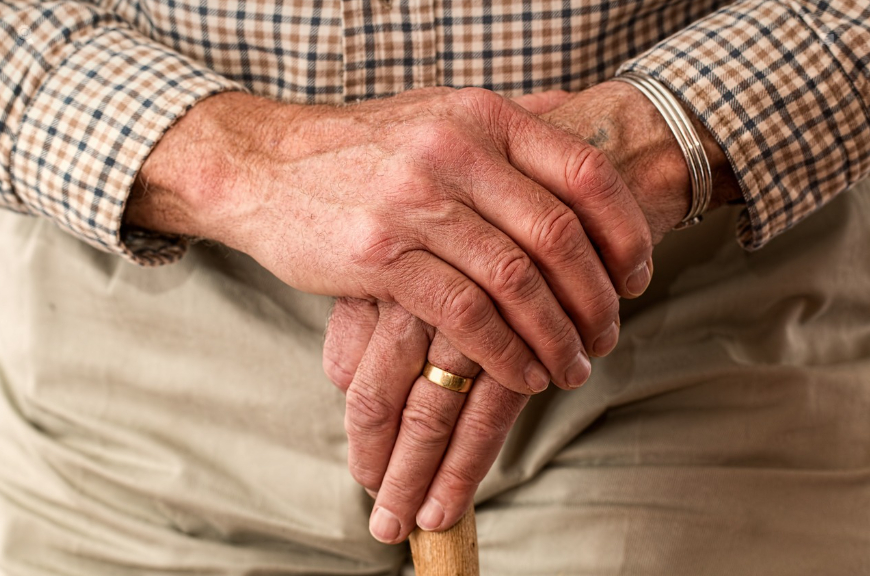 Pensionarii primesc bani în plus în 2026