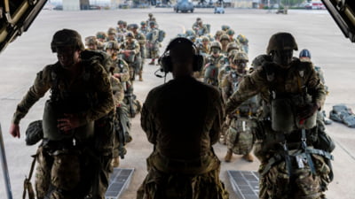 Pentagonul evaluează retragerea din Europa