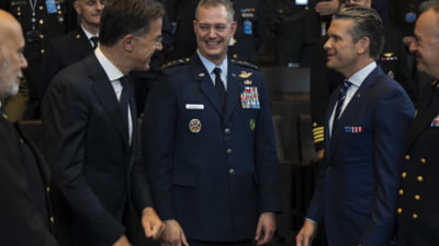 Pilot român lăudat de NATO pentru acțiune