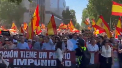 Proteste violente în Spania, confruntări cu poliția