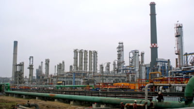 România reduce producția de țiței drastic