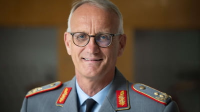Rusia își reorganizează armata pentru NATO