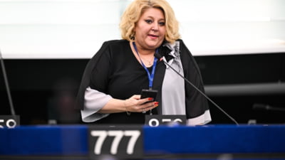Șoșoacă contestă expertiza psihiatrică