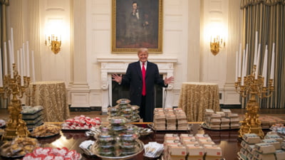 Trump refuză vestă antiglonț din motive de imagine