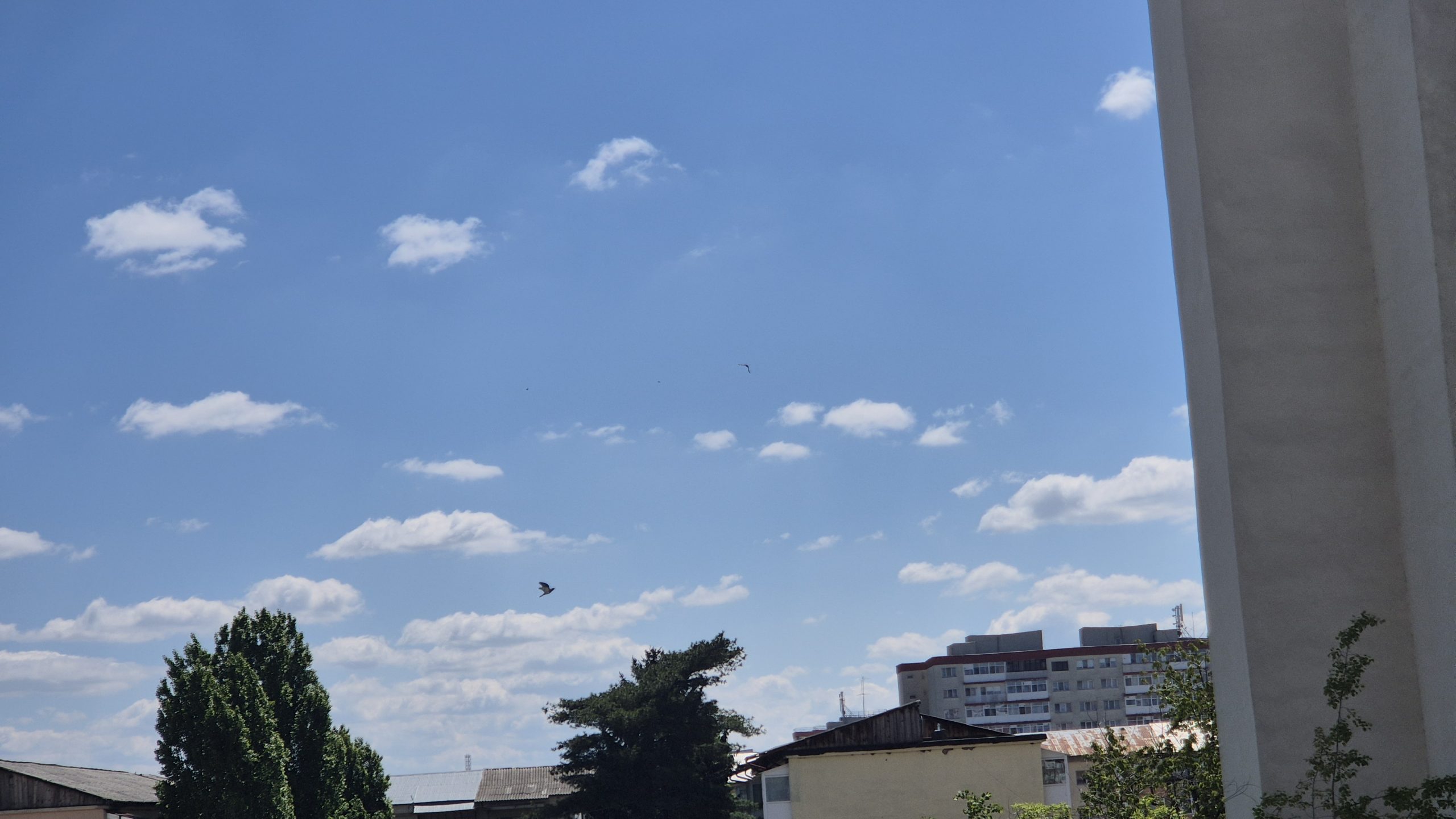 Vreme caldă, dar furtuni în mai!