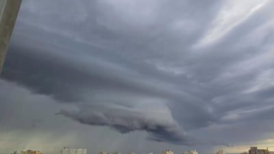 Vreme instabilă: ploi și furtuni în 11 județe