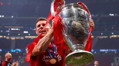 Legendarul jucător din Premier League se retrage!